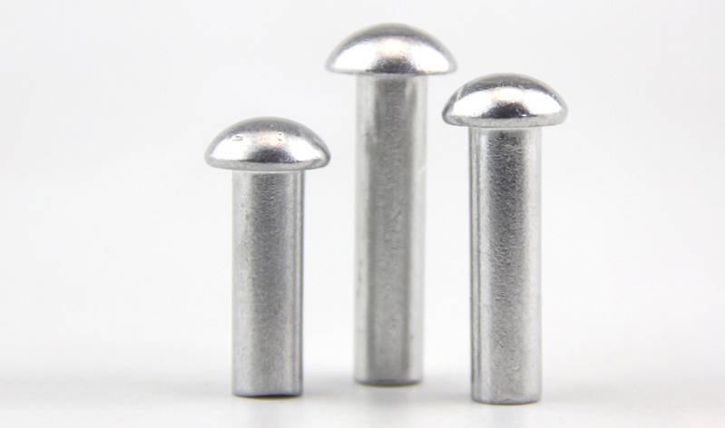 半圆头铆钉外观缺陷方案